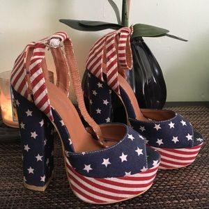 Shoedazzle heels 5.5